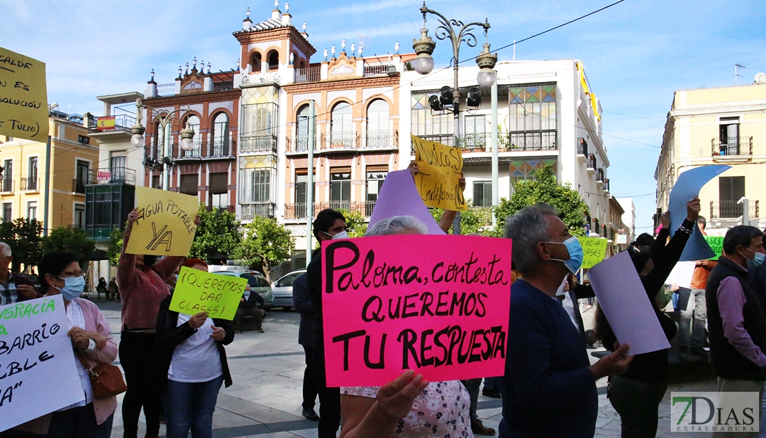 Nueva Manifestación de las Escuelas municipales de música en Badajoz