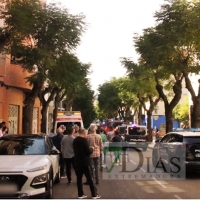 Gran despliegue para sofocar un incendio de vivienda en San Fernando (Badajoz)