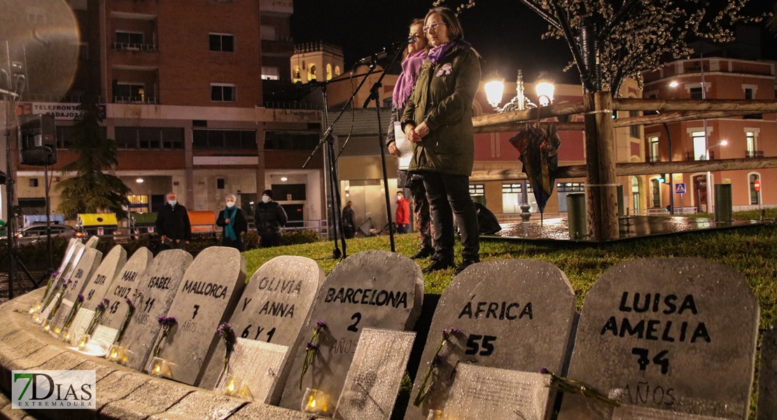 25-N: Imágenes de la manifestación de Badajoz