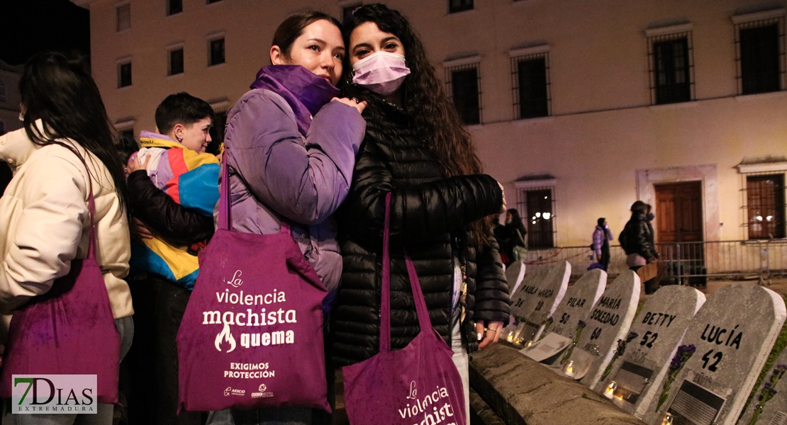 25-N: Imágenes de la manifestación de Badajoz