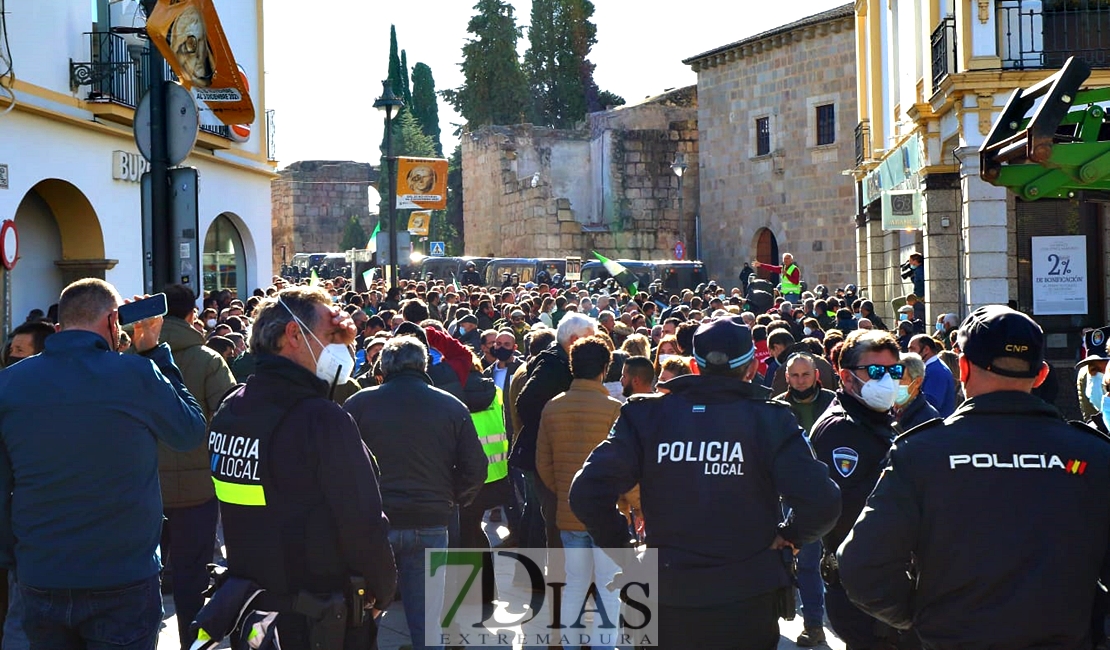 CAMPO EXTREMEÑO: “Entre Guillermo y Begoña, la política agraria es una coña”