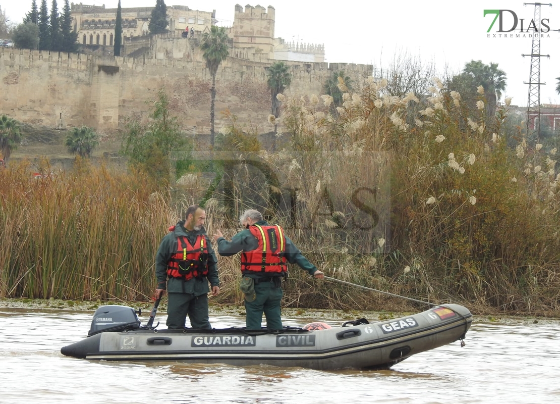 Imágenes del amplio dispositivo que busca a Pablo en el río Guadiana y sus inmediaciones