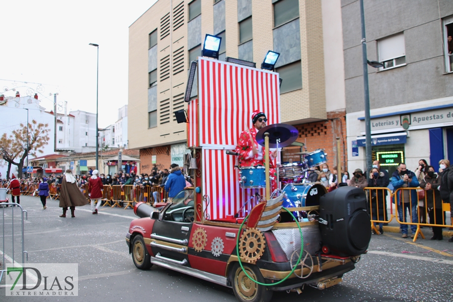 Los pacenses vuelven a disfrutar de la tradicional Cabalgata de los Reyes Magos