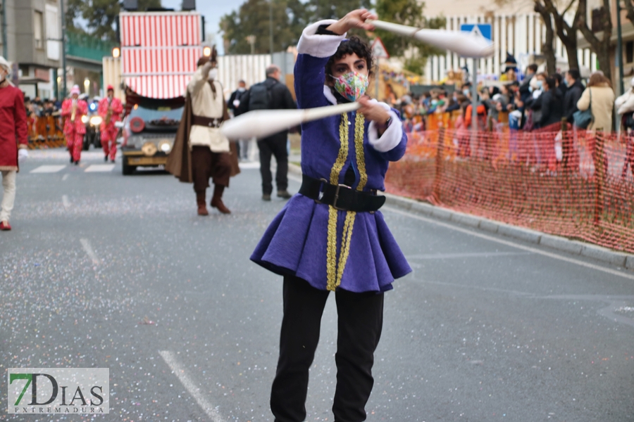 Los pacenses vuelven a disfrutar de la tradicional Cabalgata de los Reyes Magos