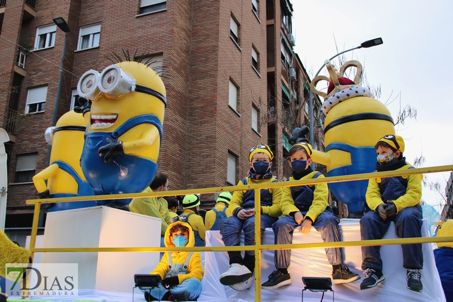 Los pacenses vuelven a disfrutar de la tradicional Cabalgata de los Reyes Magos