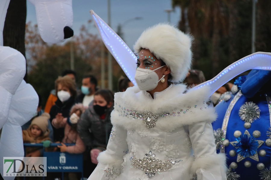 Los pacenses vuelven a disfrutar de la tradicional Cabalgata de los Reyes Magos