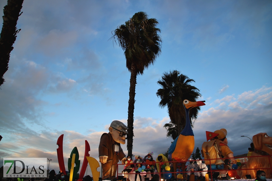 Los pacenses vuelven a disfrutar de la tradicional Cabalgata de los Reyes Magos