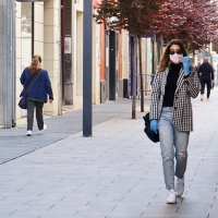 Sanidad descarta eliminar mascarillas en exteriores y reducir las cuarentenas