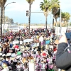 Gran ambiente en las calles de Badajoz para celebrar el regreso del Carnaval