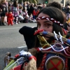 Gran ambiente en las calles de Badajoz para celebrar el regreso del Carnaval