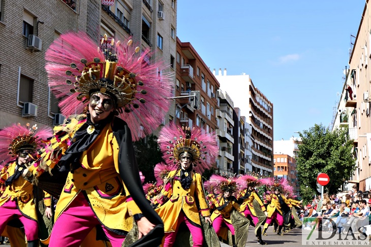 Imágenes del Gran Desfile de Comparsas del Carnaval de Badajoz