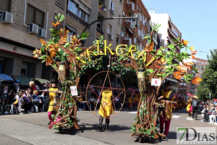 Imágenes del Gran Desfile de Comparsas del Carnaval de Badajoz