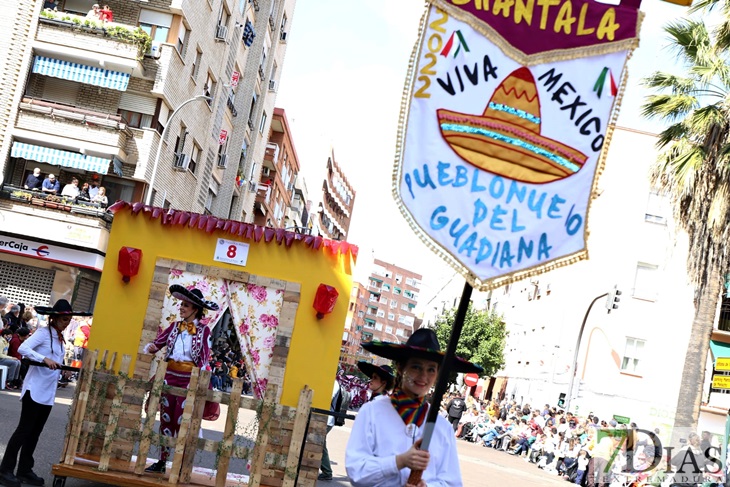 Imágenes del Gran Desfile de Comparsas del Carnaval de Badajoz