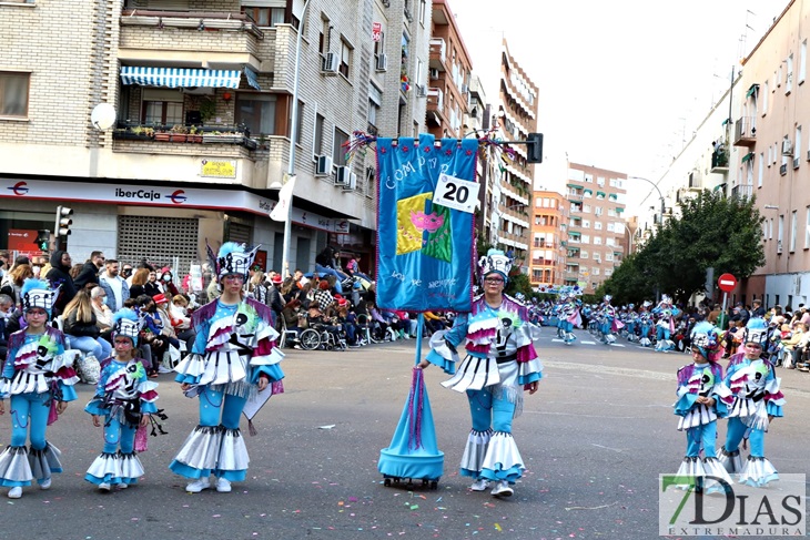 Imágenes del Gran Desfile de Comparsas del Carnaval de Badajoz