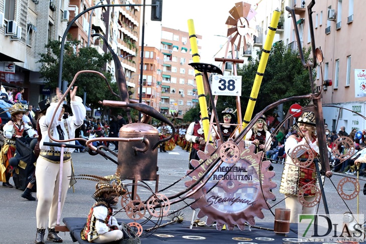 Imágenes del Gran Desfile de Comparsas del Carnaval de Badajoz (II)