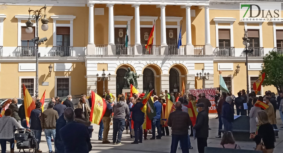 VOX pide la dimisión del Gobierno en Badajoz: “No tenemos miedo, somos la segunda fuerza política en España”