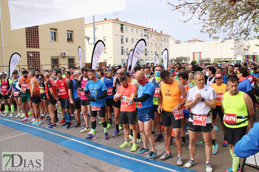 Imágenes de que deja la Maratón y Media Maratón Ciudad de Badajoz