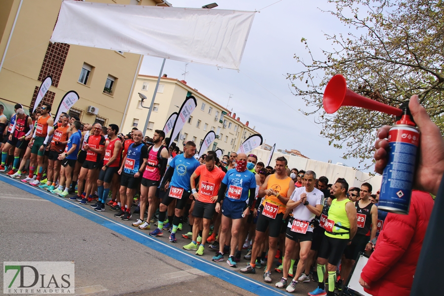 Imágenes de que deja la Maratón y Media Maratón Ciudad de Badajoz