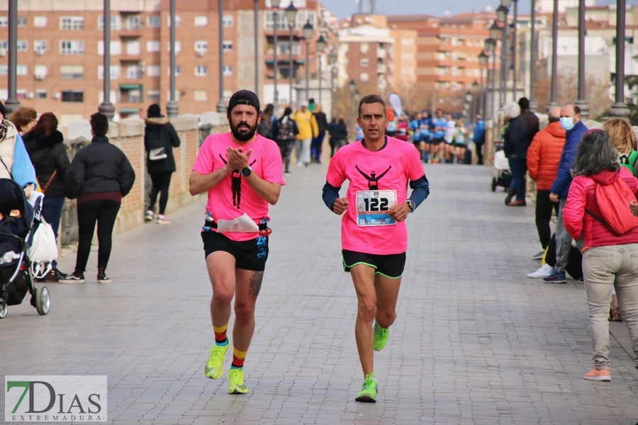 Imágenes de que deja la Maratón y Media Maratón Ciudad de Badajoz