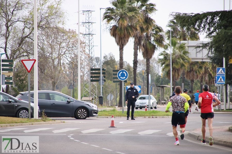 Imágenes de que deja la Maratón y Media Maratón Ciudad de Badajoz