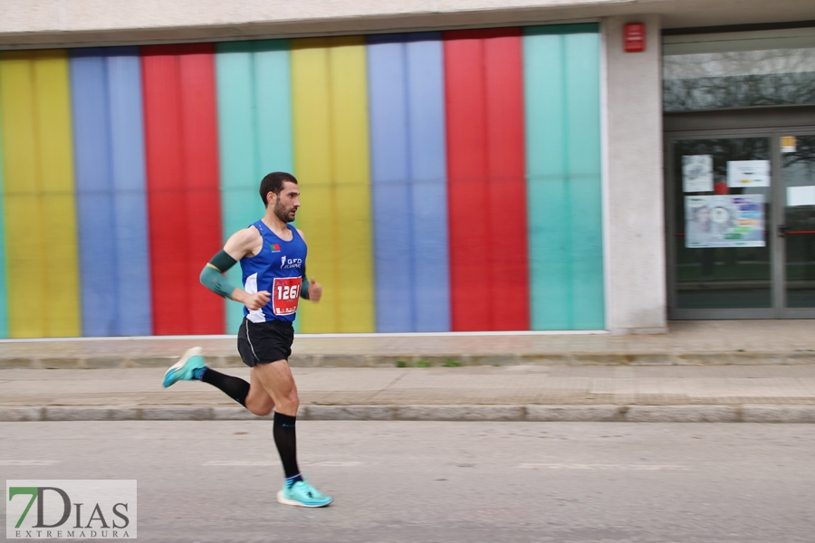 Imágenes de que deja la Maratón y Media Maratón Ciudad de Badajoz