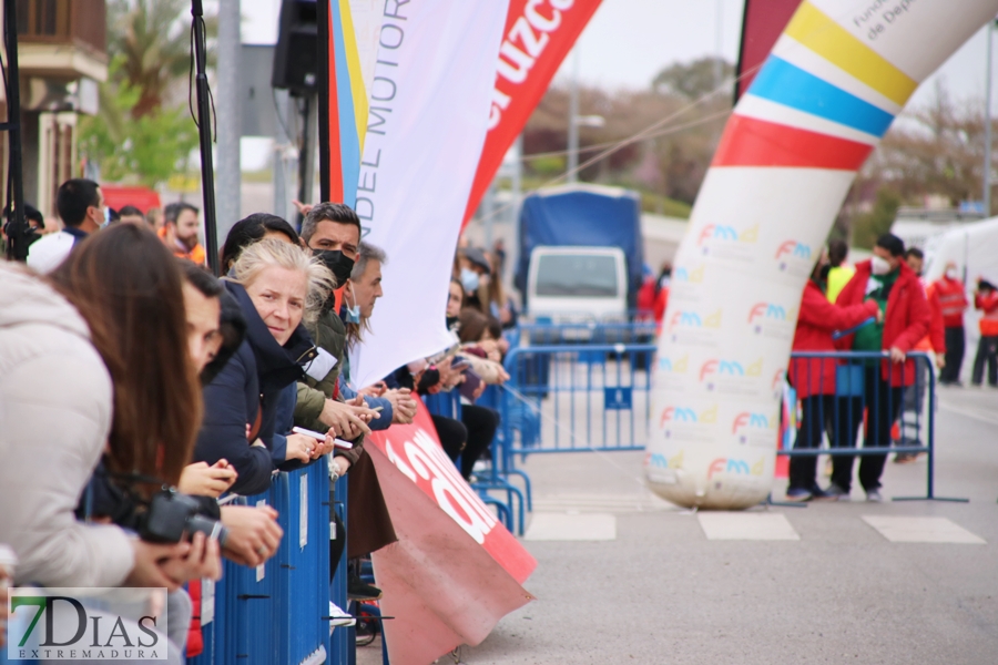 Imágenes de que deja la Maratón y Media Maratón Ciudad de Badajoz