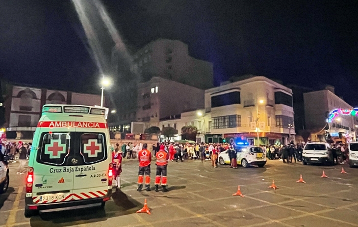 LUNES CARNAVAL: un joven herido tras recibir un botellazo en una reyerta