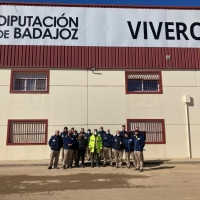 La escuela profesional “Montijo te cuida V” vista el Vivero Provincial de la Diputación de Badajoz