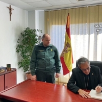 El arzobispo Castrense visita la Comandancia de la Guardia Civil de Cáceres