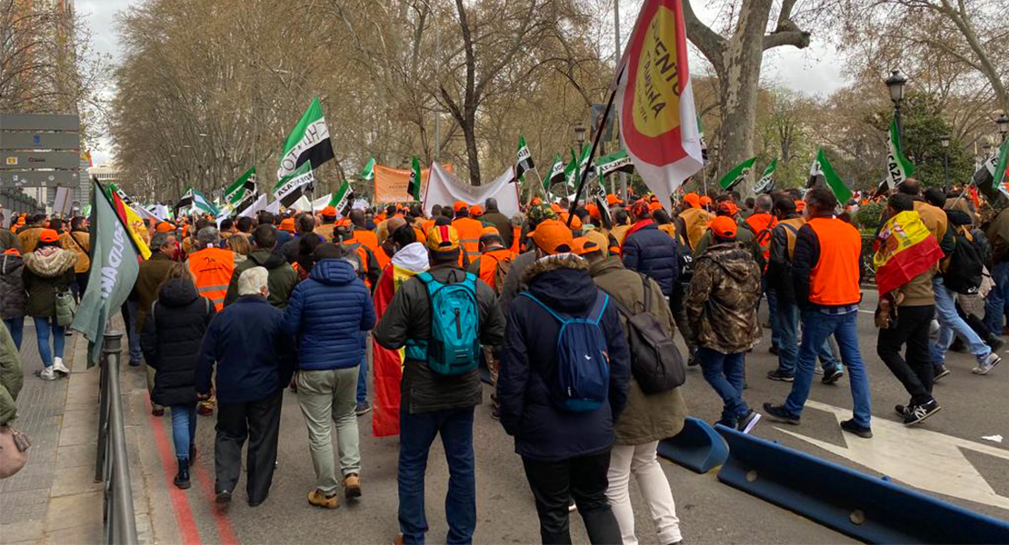 REPOR - Miles de extremeños se manifiestan en Madrid por el futuro del mundo rural