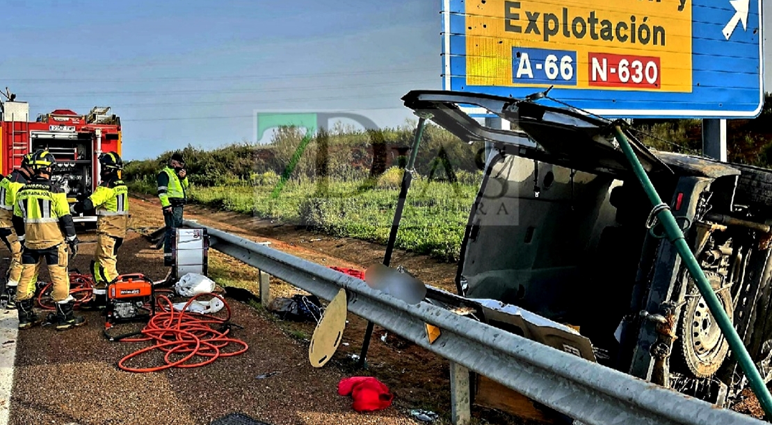 Un muerto y cuatro heridos en un trágico accidente en Almendralejo