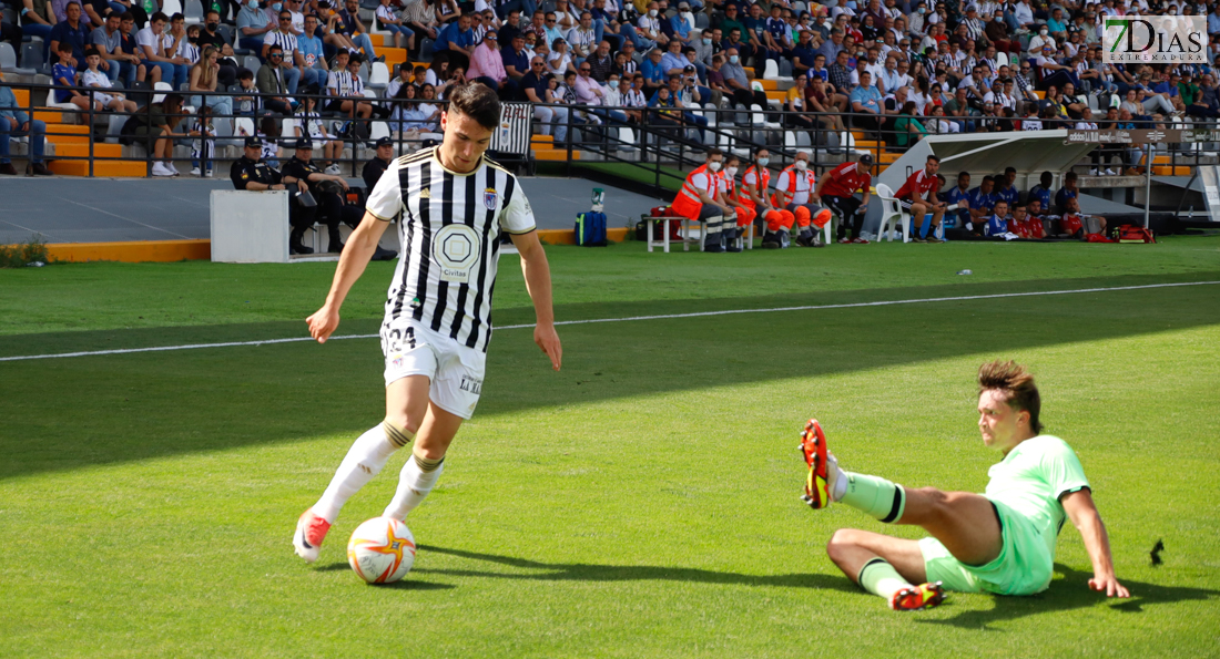 Imágenes del CD. Badajoz 1 - 0 Bilbao Athletic