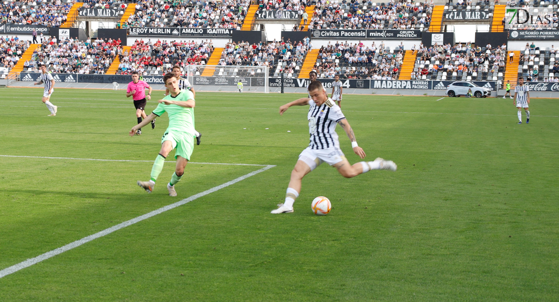 Imágenes del CD. Badajoz 1 - 0 Bilbao Athletic