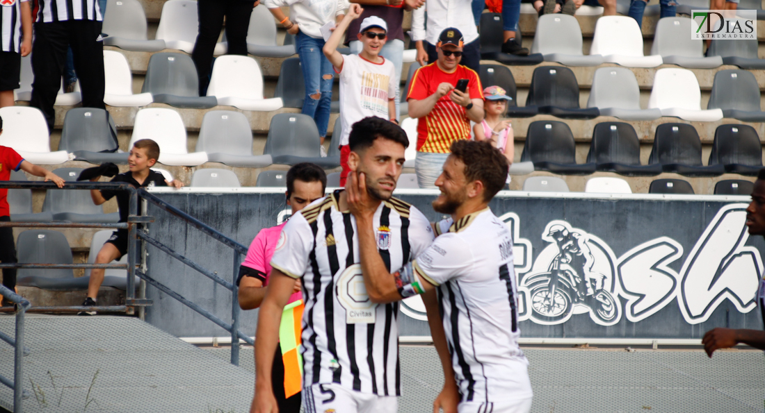 Imágenes del CD. Badajoz 1 - 0 Bilbao Athletic