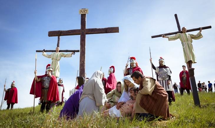 La Riada presente en el “Viacrucis Viviente” del Cerro de Reyes