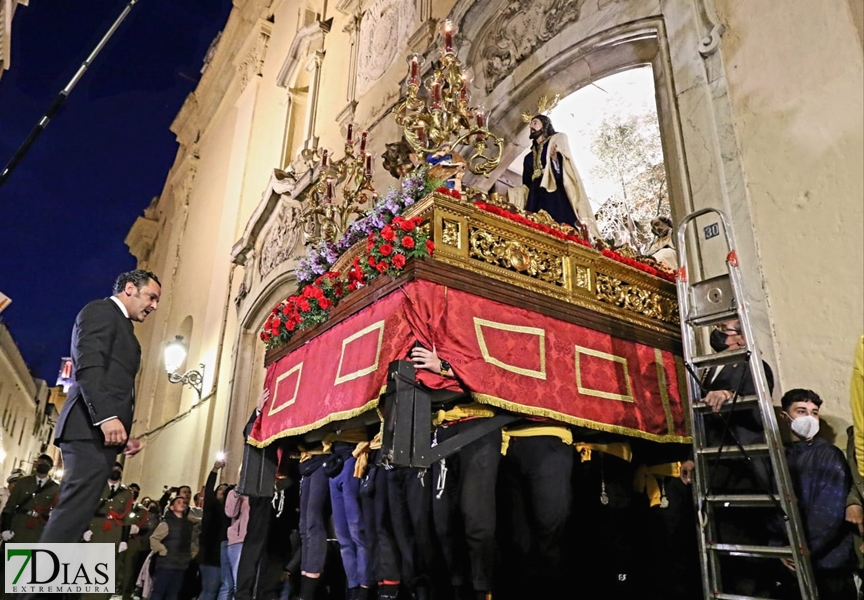 Revive los mejores momentos del Lunes Santo en Badajoz