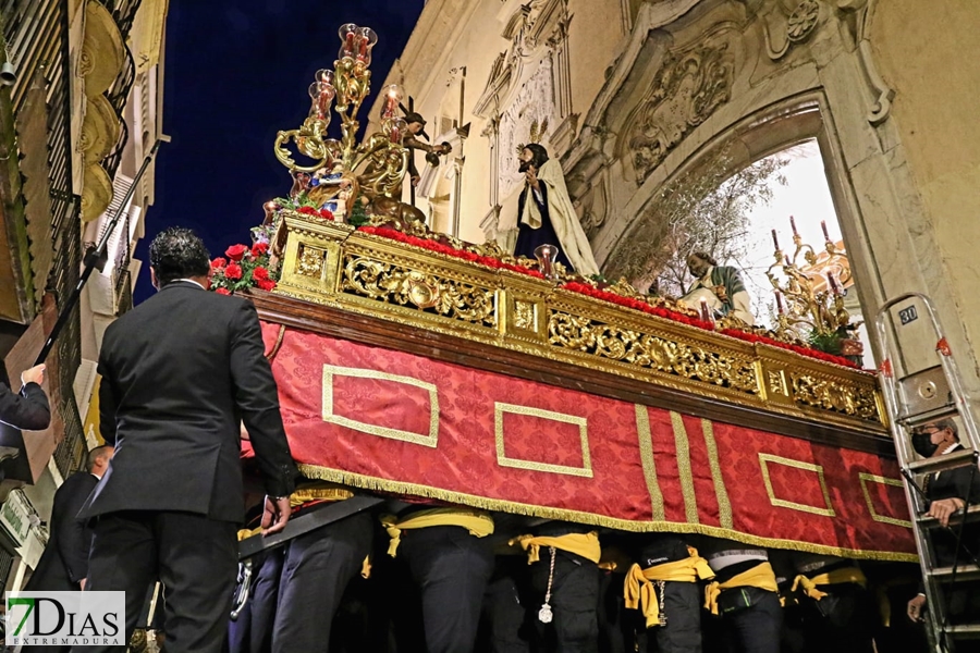 Revive los mejores momentos del Lunes Santo en Badajoz