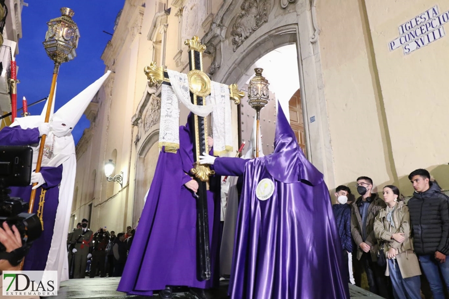 Revive los mejores momentos del Lunes Santo en Badajoz