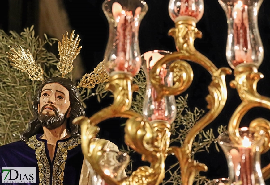 Revive los mejores momentos del Lunes Santo en Badajoz