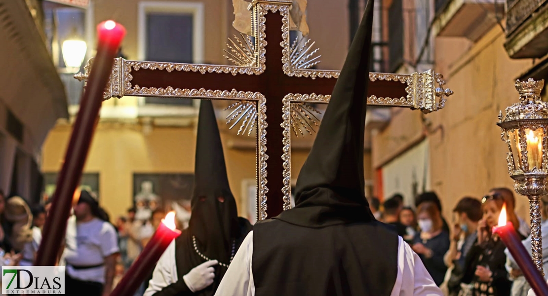 Revive los mejores momentos del Jueves Santo en Badajoz