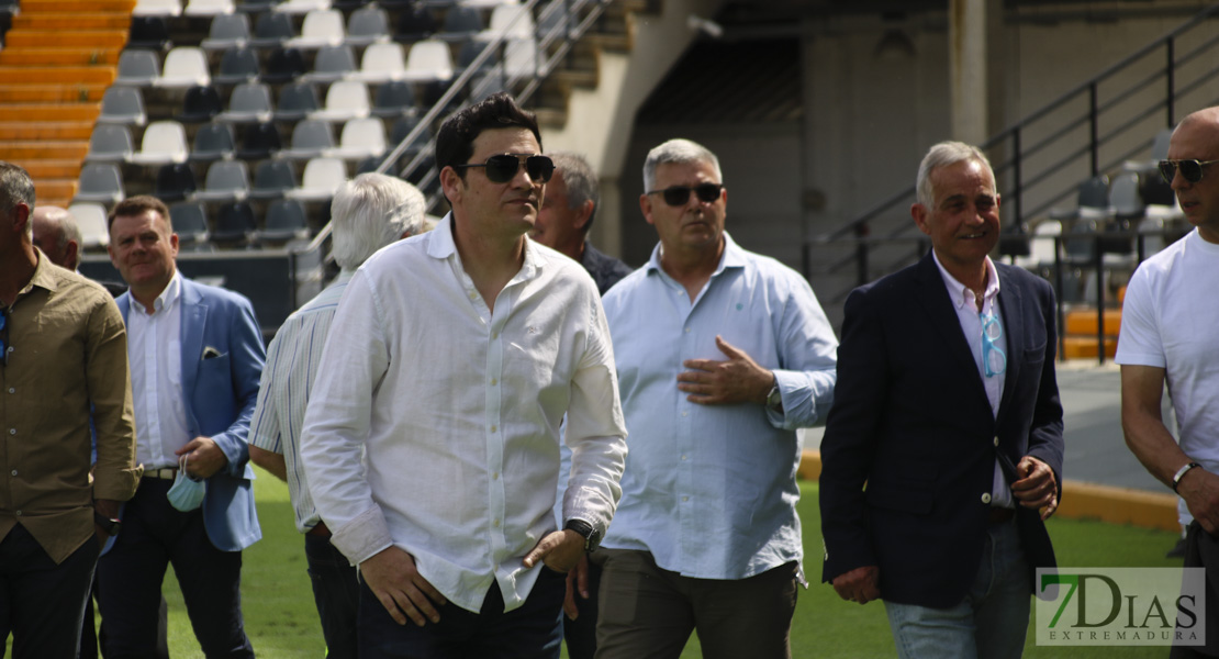 Homenaje blanquinegro a los héroes que ascendieron a Segunda