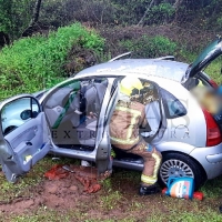 Sufre un accidente y es rescatada por los bomberos del SEPEI