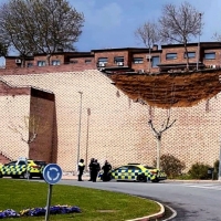 Susto entre los vecinos de los Altos de Valcorchero por el derrumbe de un muro