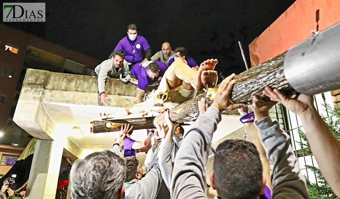 La originalidad de la salida de San Fernando cautiva a los ciudadanos pacenses