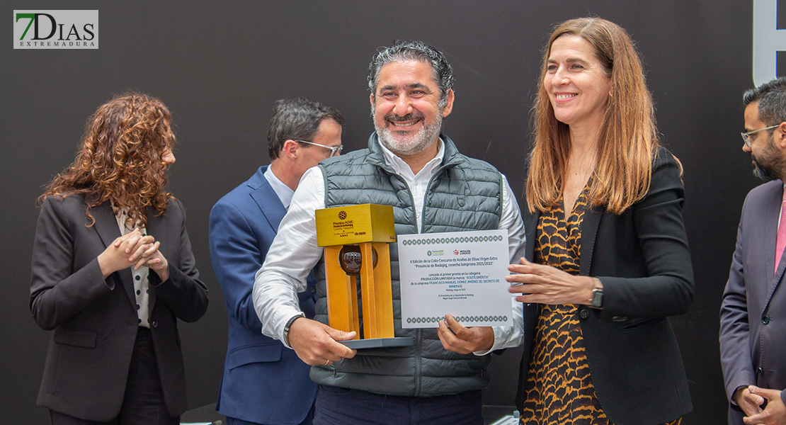 Entrega de premios de la V Edición de la Cata-Concurso de Aceites de Oliva Virgen Extra Provincia de Badajoz