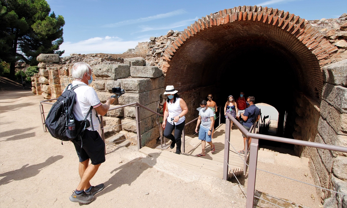 ¿La COVID-19 ha cambiado el turismo en España?: existen tres perfiles de turista