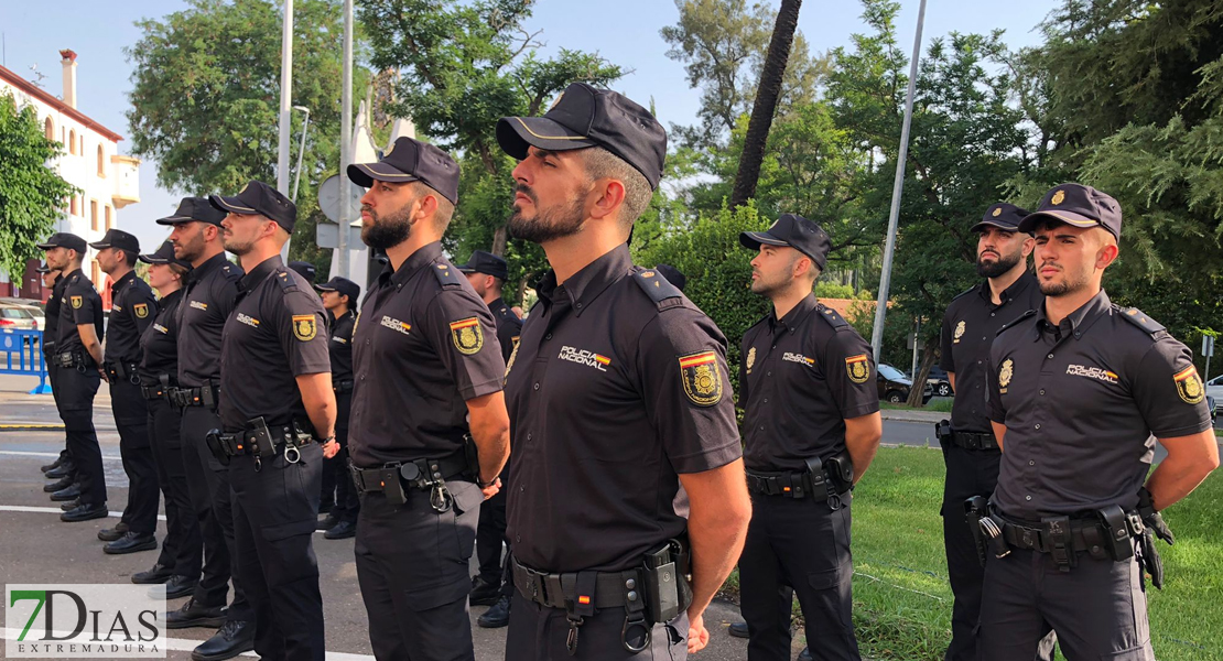 Imágenes del acto de presentación de la 37 promoción de la Escala Básica de la Policía Nacional