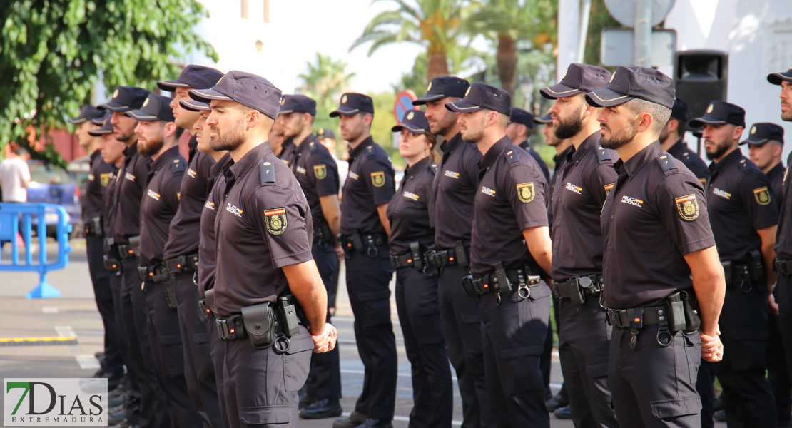 Imágenes del acto de presentación de la 37 promoción de la Escala Básica de la Policía Nacional