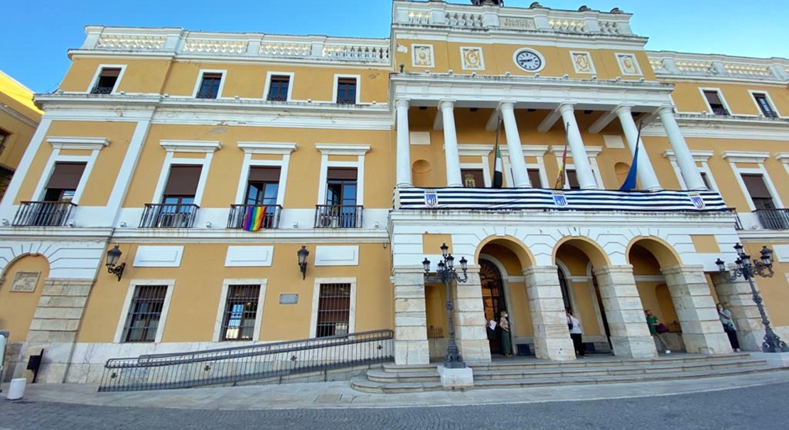 Cabezas pide al PP y Cs que respeten al ayuntamiento y a la ciudad