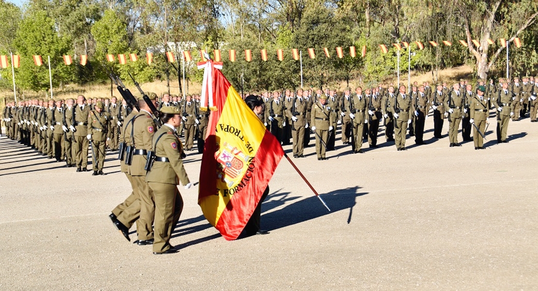 Imágenes de la jura de bandera del CEFOT 1